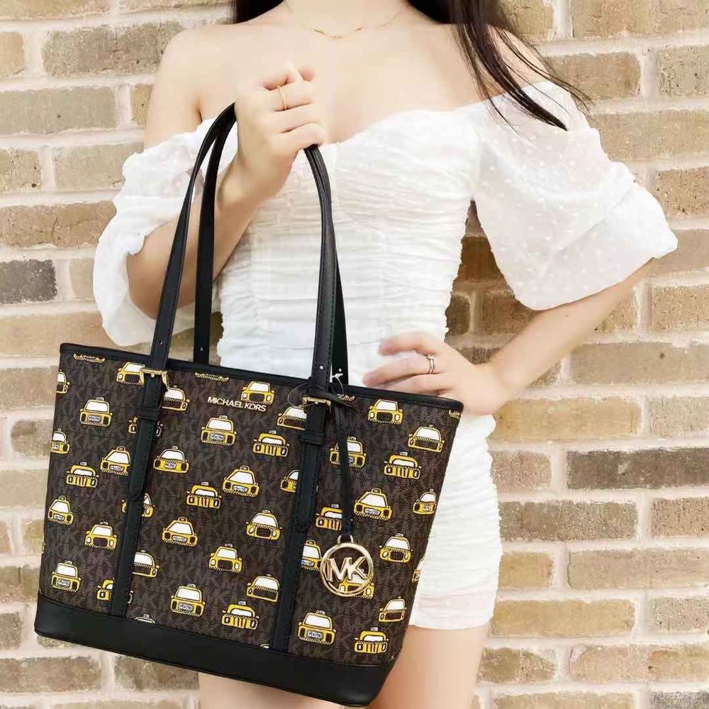 BUNDLE💞NWT Michael Kors Tote & Wallet - Picture 8 of 9